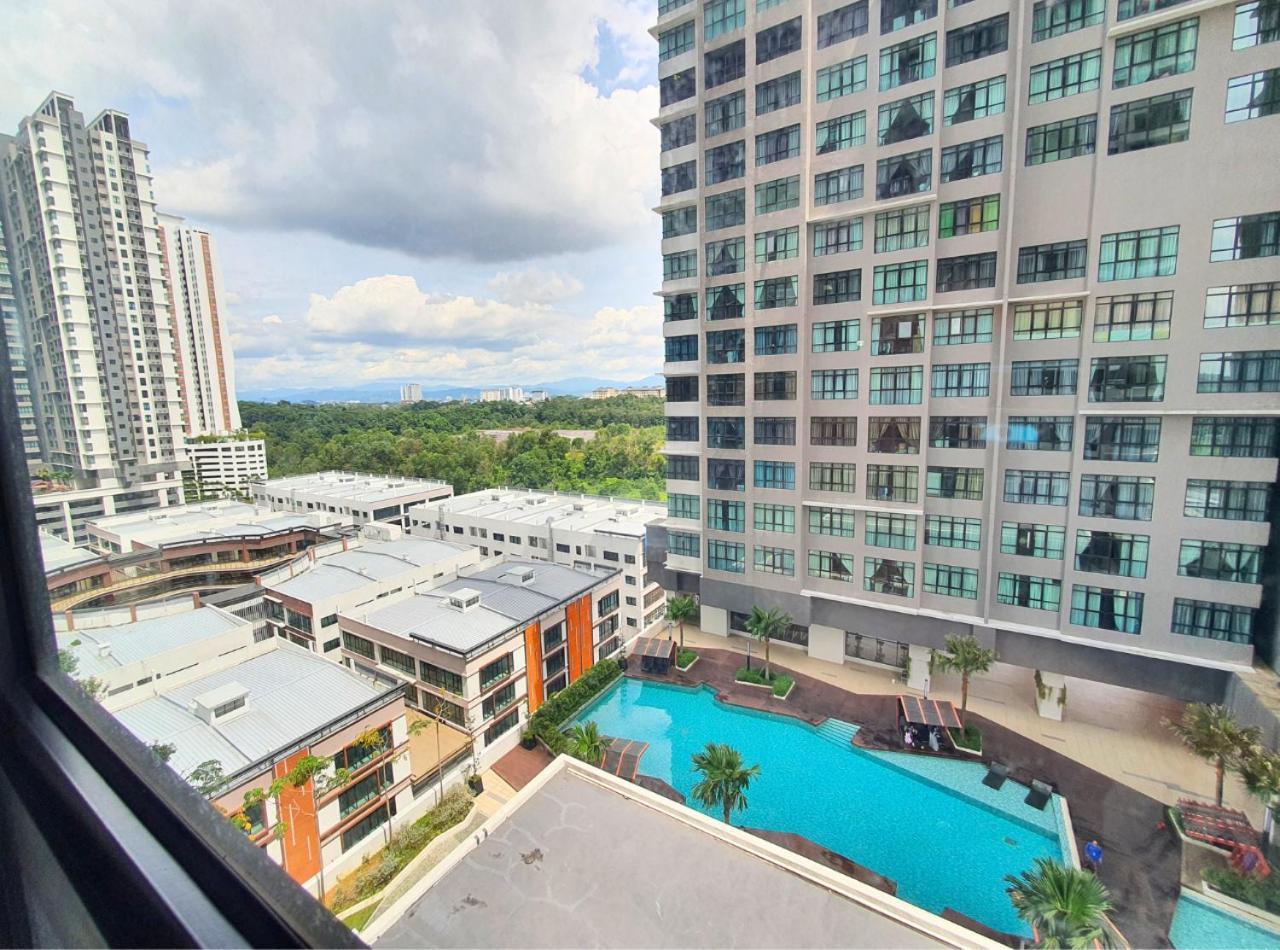 Conezion Near Ioi City Mall, Maeps Serdang, Putrajaya By Cloud Host الغرفة الصورة