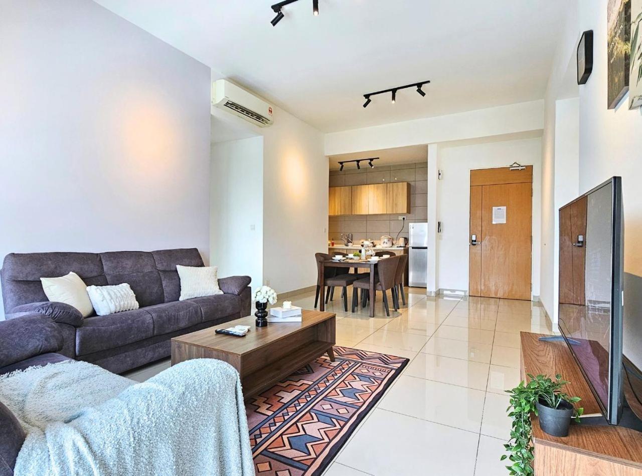 Conezion Near Ioi City Mall, Maeps Serdang, Putrajaya By Cloud Host الغرفة الصورة