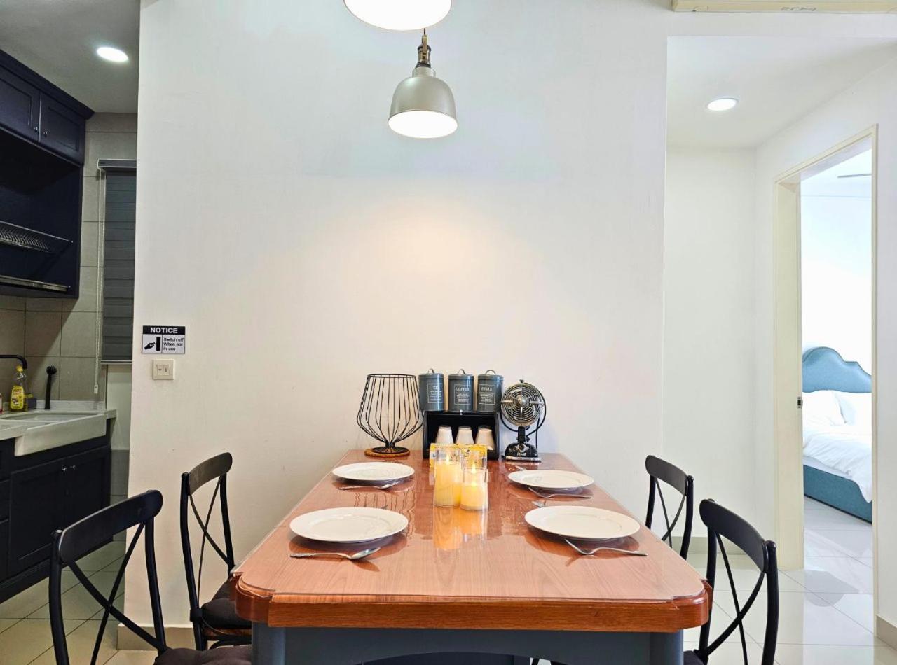 Conezion Near Ioi City Mall, Maeps Serdang, Putrajaya By Cloud Host الغرفة الصورة